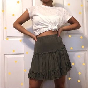 Marlowe Mini Skirt in khaki